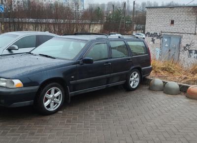 Фото Volvo V70