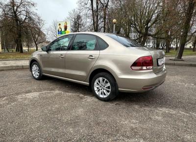 Фото Volkswagen Polo