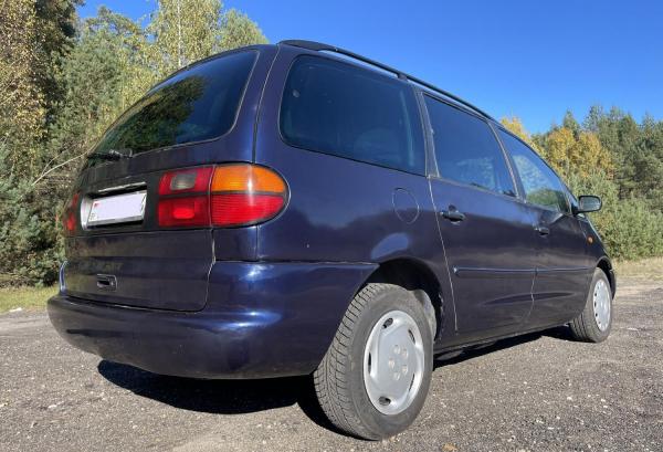 Volkswagen Sharan, 2000 год выпуска с двигателем Дизель, 16 249 BYN в г. Мосты