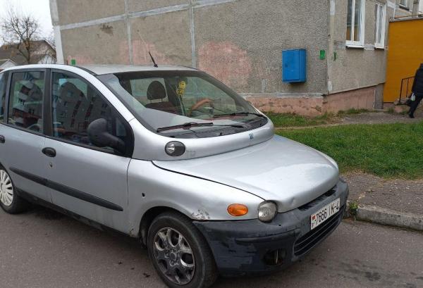 Fiat Multipla, 2000 год выпуска с двигателем Бензин, 4 166 BYN в г. Лида