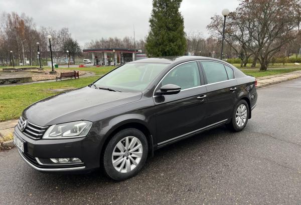 Volkswagen Passat, 2011 год выпуска с двигателем Бензин, 32 658 BYN в г. Новополоцк