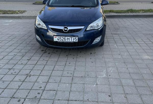 Opel Astra, 2011 год выпуска с двигателем Бензин, 26 493 BYN в г. Слуцк