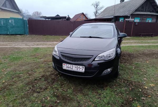 Opel Astra, 2010 год выпуска с двигателем Бензин, 25 145 BYN в г. Минск