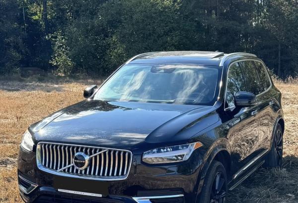 Volvo XC90, 2017 год выпуска с двигателем Бензин, 123 777 BYN в г. Минск