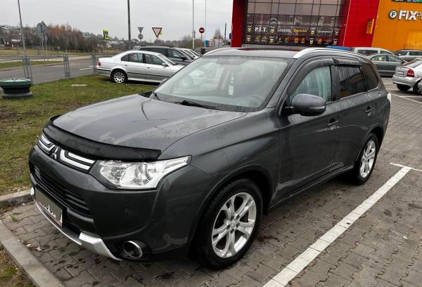 Mitsubishi Outlander, 2014 год выпуска с двигателем Бензин, 48 771 BYN в г. Минск