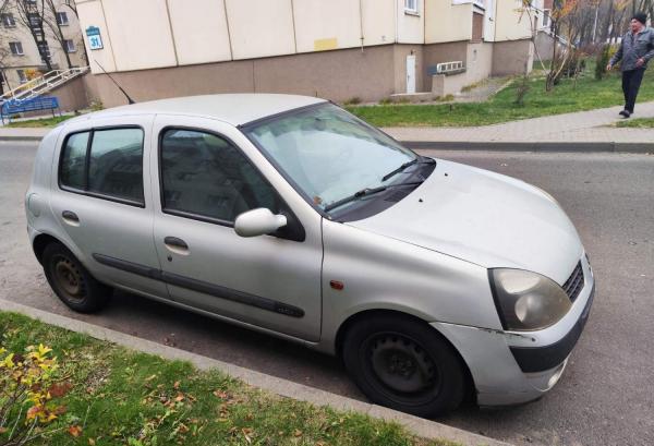 Renault Clio, 2001 год выпуска с двигателем Дизель, 10 011 BYN в г. Минск