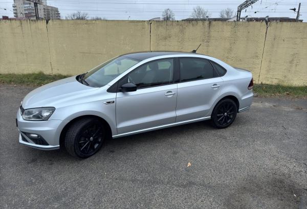 Volkswagen Polo, 2017 год выпуска с двигателем Бензин, 40 723 BYN в г. Минск