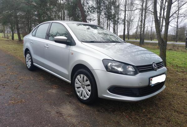 Volkswagen Polo, 2014 год выпуска с двигателем Бензин, 32 307 BYN в г. Минск