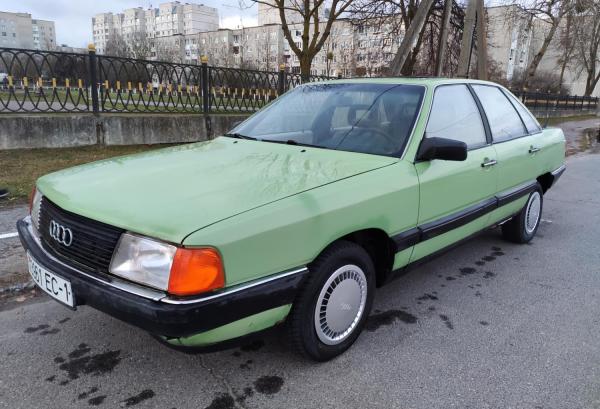 Audi 100, 1982 год выпуска с двигателем Бензин, 5 101 BYN в г. Барановичи