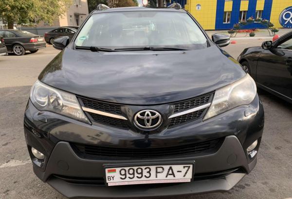 Toyota RAV4, 2015 год выпуска с двигателем Бензин, 72 228 BYN в г. Минск