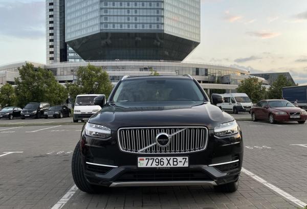 Volvo XC90, 2015 год выпуска с двигателем Гибрид, 113 246 BYN в г. Минск