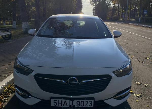 Opel Insignia, 2018 год выпуска с двигателем Дизель, 47 422 BYN в г. Дзержинск