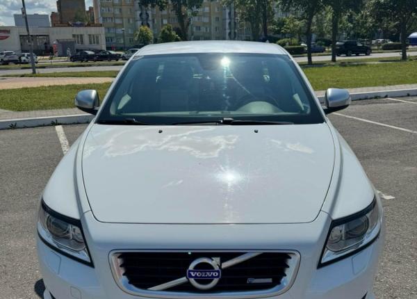 Volvo V50, 2011 год выпуска с двигателем Дизель, 38 634 BYN в г. Солигорск