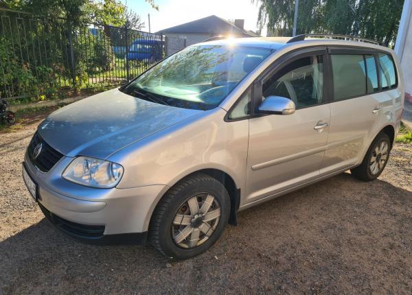 Volkswagen Touran, 2004 год выпуска с двигателем Дизель, 20 961 BYN в г. Борисов