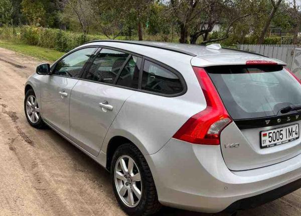 Volvo V60, 2012 год выпуска с двигателем Дизель, 44 466 BYN в г. Слоним