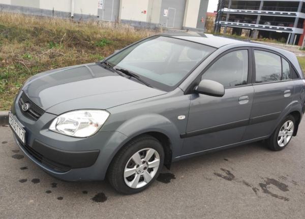 Kia Rio, 2006 год выпуска с двигателем Бензин, 15 662 BYN в г. Минск