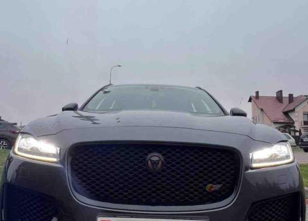 Jaguar F-Pace, 2016 год выпуска с двигателем Дизель, 143 293 BYN в г. Минск