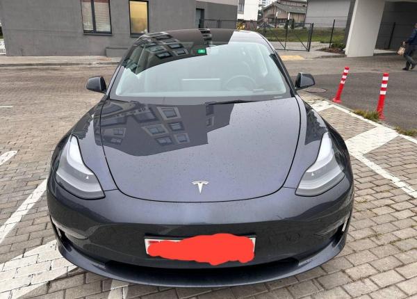 Tesla Model 3, 2022 год выпуска с двигателем Электро, 175 000 BYN в г. Минск