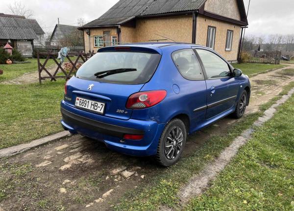 Peugeot 206, 2009 год выпуска с двигателем Бензин, 11 813 BYN в г. Минск