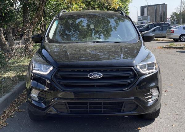 Ford Escape, 2018 год выпуска с двигателем Бензин, 55 689 BYN в г. Минск