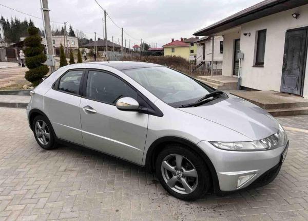 Honda Civic, 2010 год выпуска с двигателем Бензин, 25 271 BYN в г. Минск