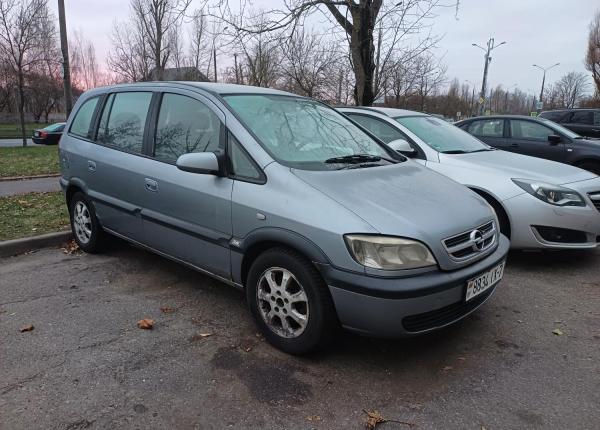 Opel Zafira, 2004 год выпуска с двигателем Газ/бензин, 12 680 BYN в г. Минск