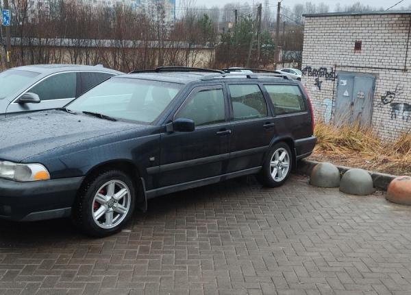 Volvo V70, 2000 год выпуска с двигателем Бензин, 17 976 BYN в г. Орша