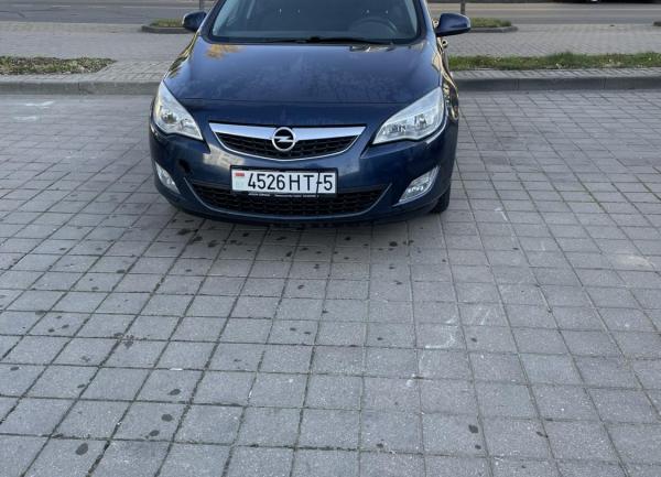 Opel Astra, 2011 год выпуска с двигателем Бензин, 26 493 BYN в г. Слуцк