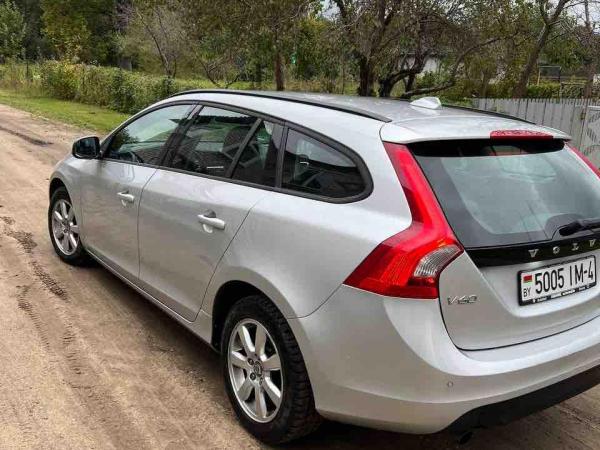 Volvo V60, 2012 год выпуска с двигателем Дизель, 44 466 BYN в г. Слоним