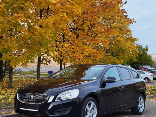 Volvo V60, 2012 год выпуска с двигателем Дизель, 42 655 BYN в г. Минск