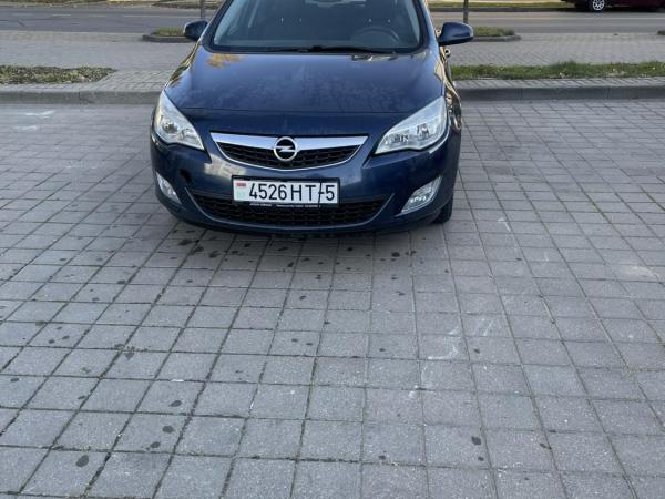 Opel Astra, 2011 год выпуска с двигателем Бензин, 26 493 BYN в г. Слуцк