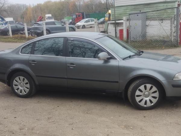 Volkswagen Passat, 2004 год выпуска с двигателем Дизель, 21 649 BYN в г. Минск