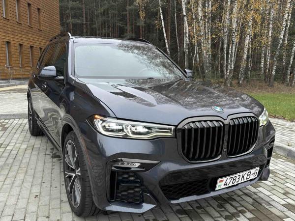 BMW X7, 2021 год выпуска с двигателем Бензин, 283 960 BYN в г. Минск