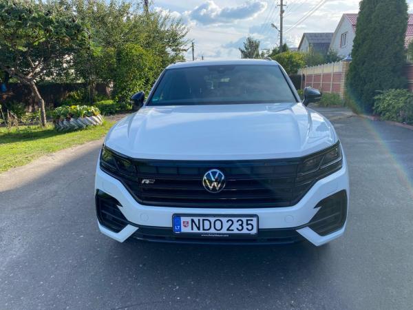 Volkswagen Touareg, 2020 год выпуска с двигателем Дизель, 227 371 BYN в г. Гомель