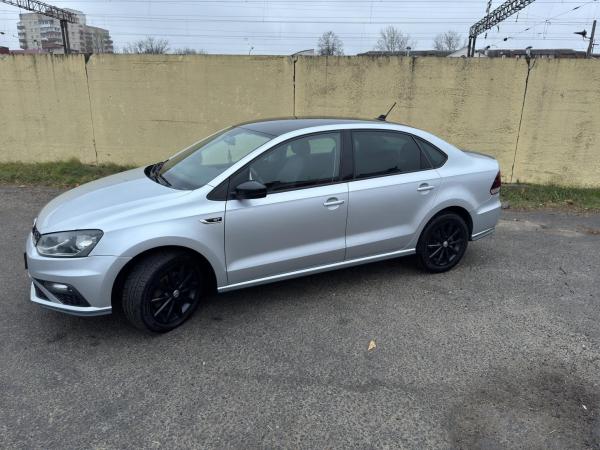 Volkswagen Polo, 2017 год выпуска с двигателем Бензин, 40 723 BYN в г. Минск