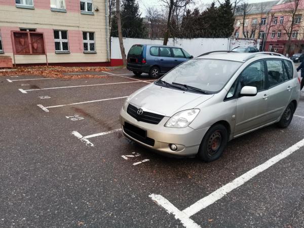 Toyota Corolla Verso, 2002 год выпуска с двигателем Дизель, 14 343 BYN в г. Минск