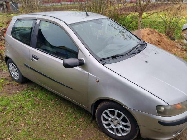 Fiat Punto, 2002 год выпуска с двигателем Бензин, 10 418 BYN в г. Мядель