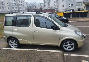 Toyota Yaris Verso в лизинг