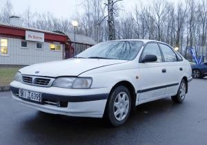 Toyota Carina в лизинг