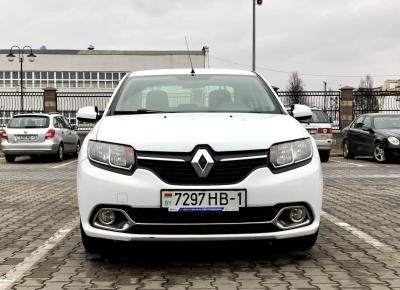 Фото Renault Logan