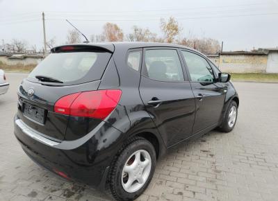 Фото Kia Venga