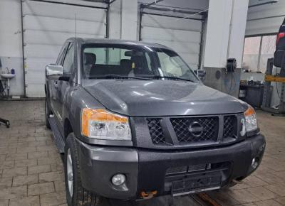 Фото Nissan Titan