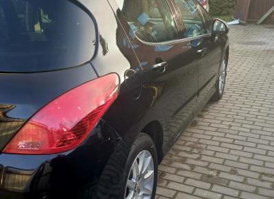 Фото Peugeot 308