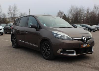 Фото Renault Scenic