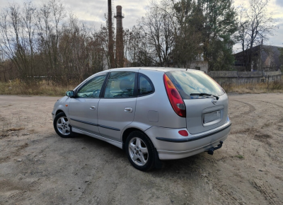 Фото Nissan Almera Tino