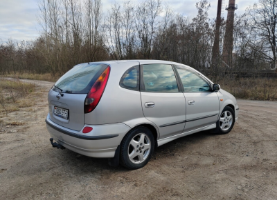 Фото Nissan Almera Tino