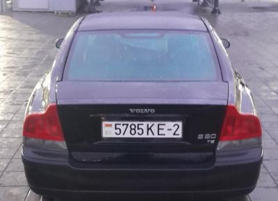 Фото Volvo S60