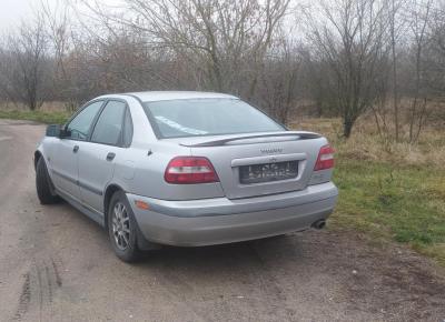 Фото Volvo S40