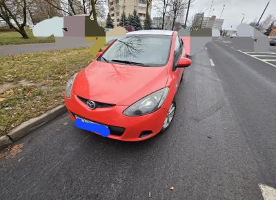 Фото Mazda 2