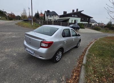 Фото Renault Logan